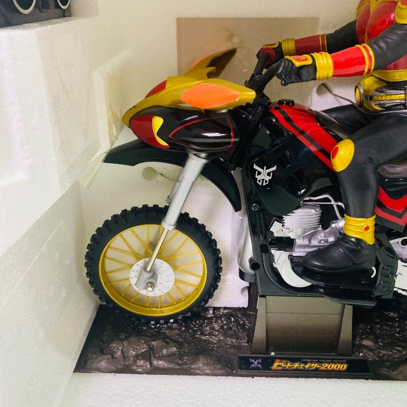 未使用品】 仮面ライダークウガ ビートチェイサー2000 スーパー