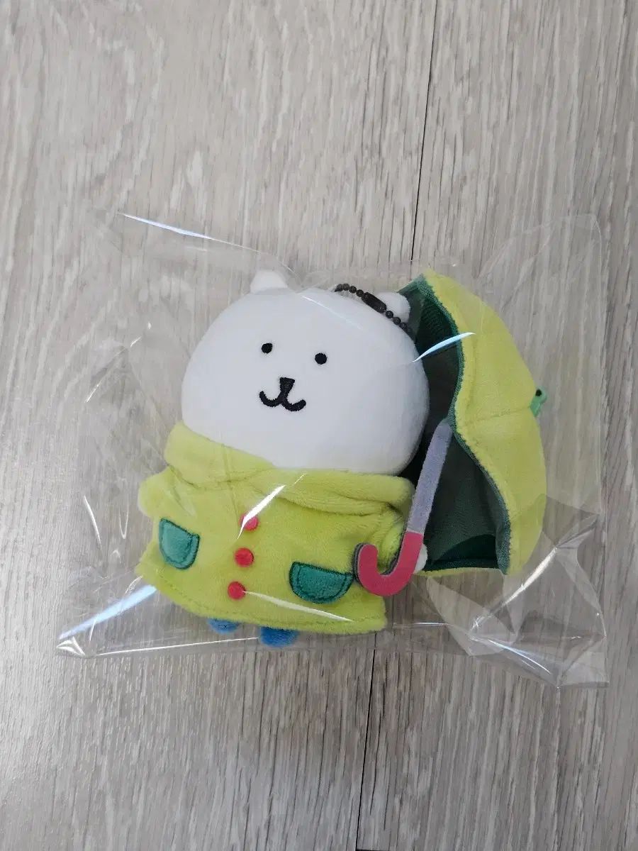 ナガノマーケット 自分ツッコミくま ちいかわ 傘クマ レインコートクマ