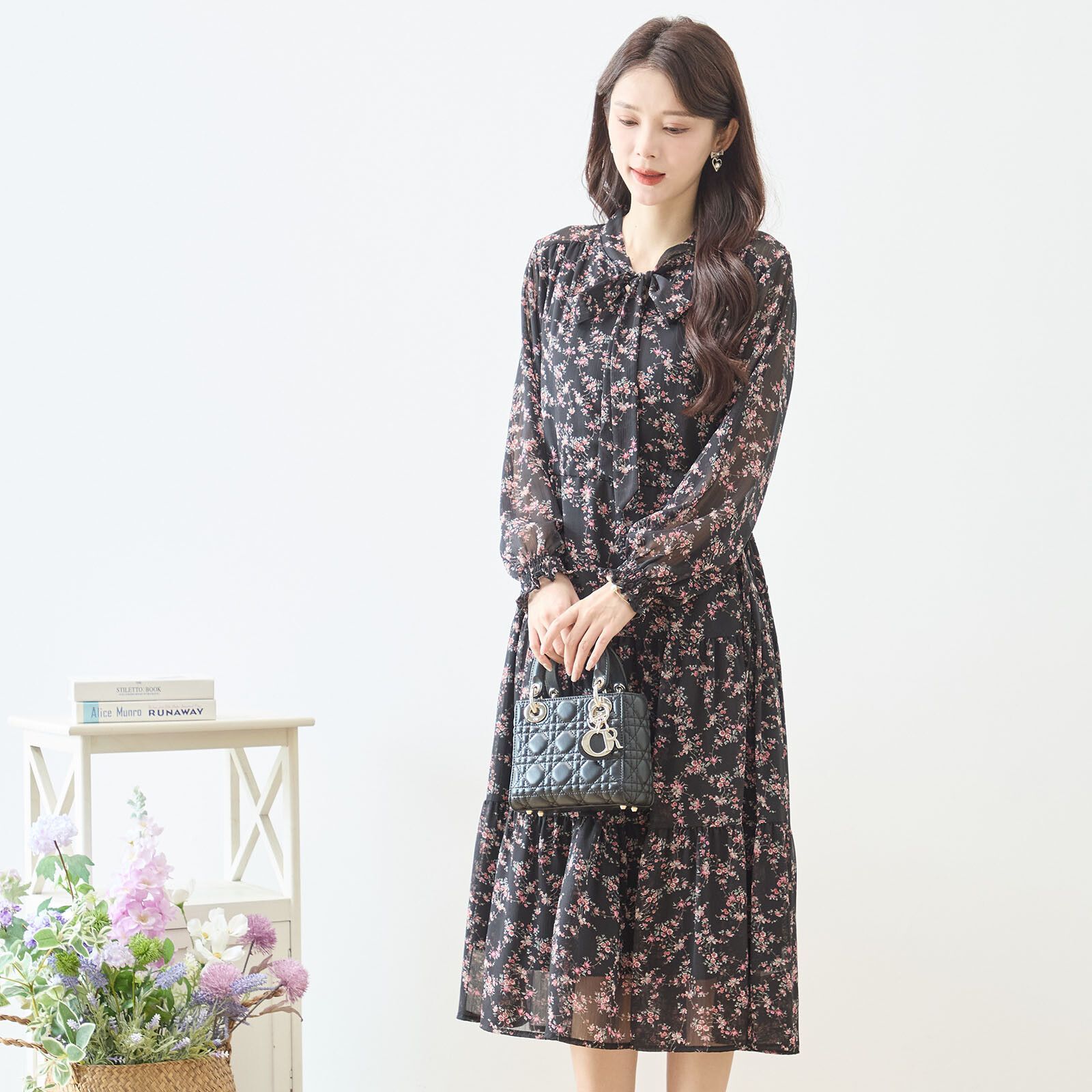 ☆SALE☆NEW Spring☆【TRUBE】小花柄ボウタイティアードワンピース【M