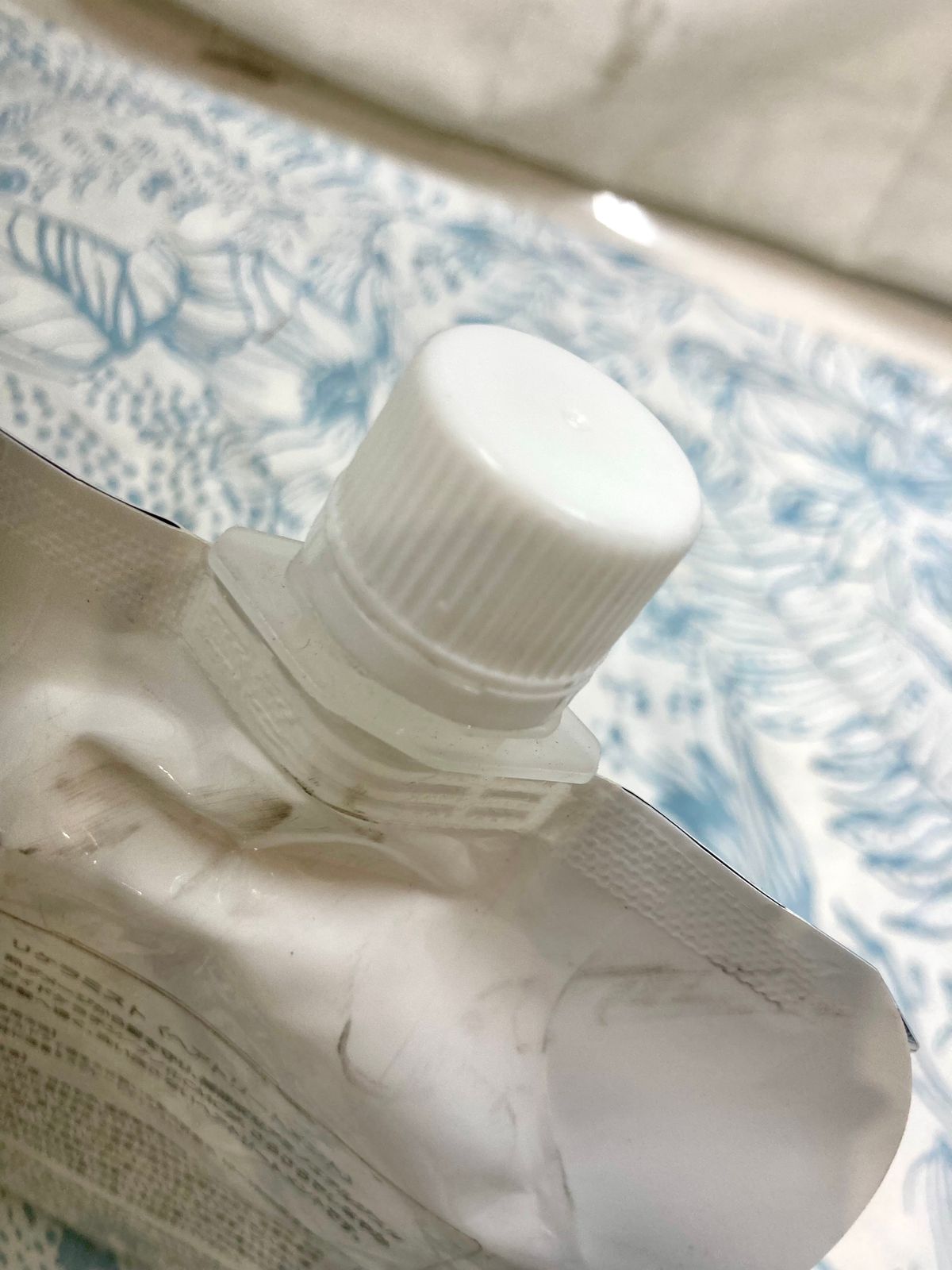 新品・未開封品】ReKERA リケラミスト トリートメント リフィル 1000g