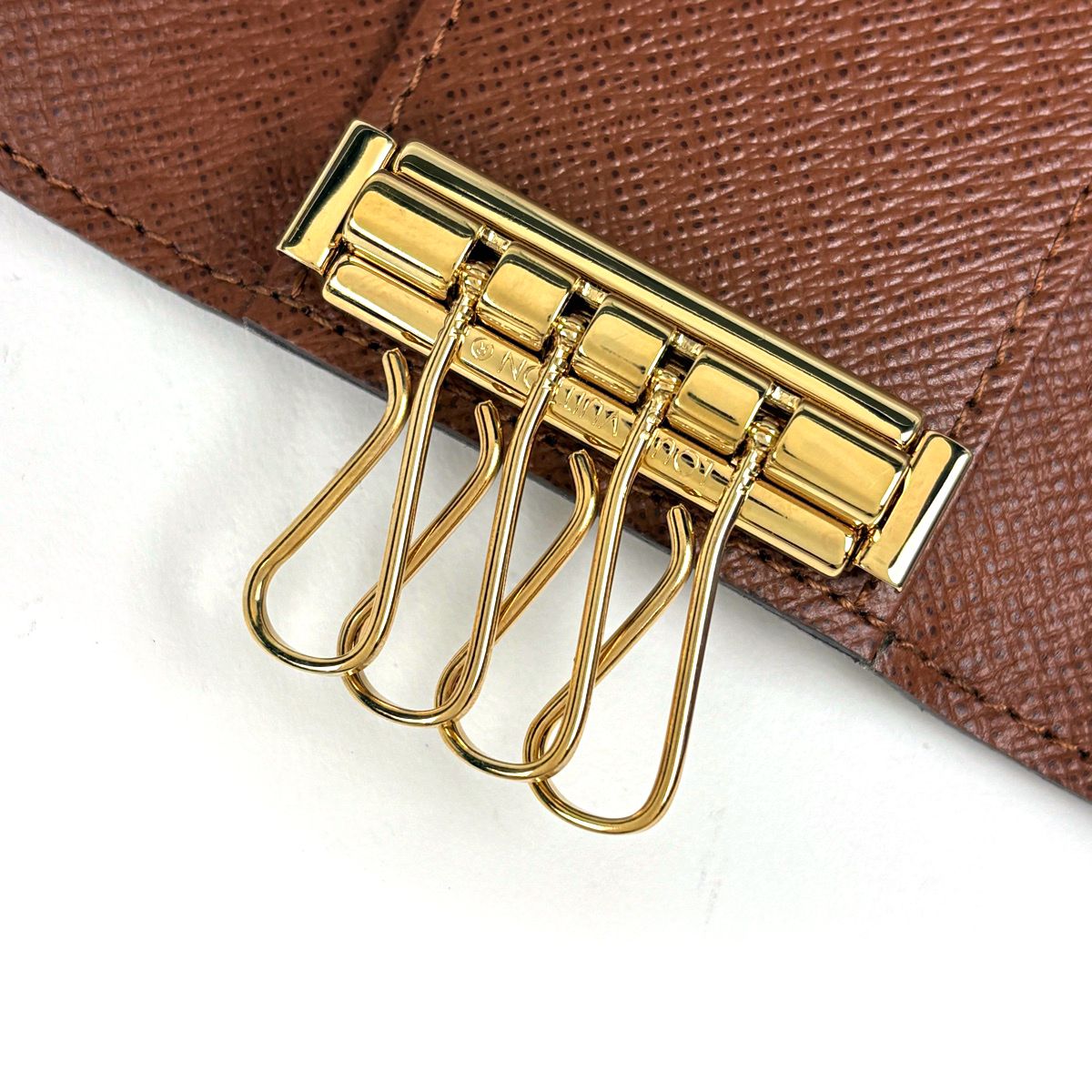 ルイ・ヴィトン Louis Vuitton ミュルティクレ 4 鍵入れ キーホルダー