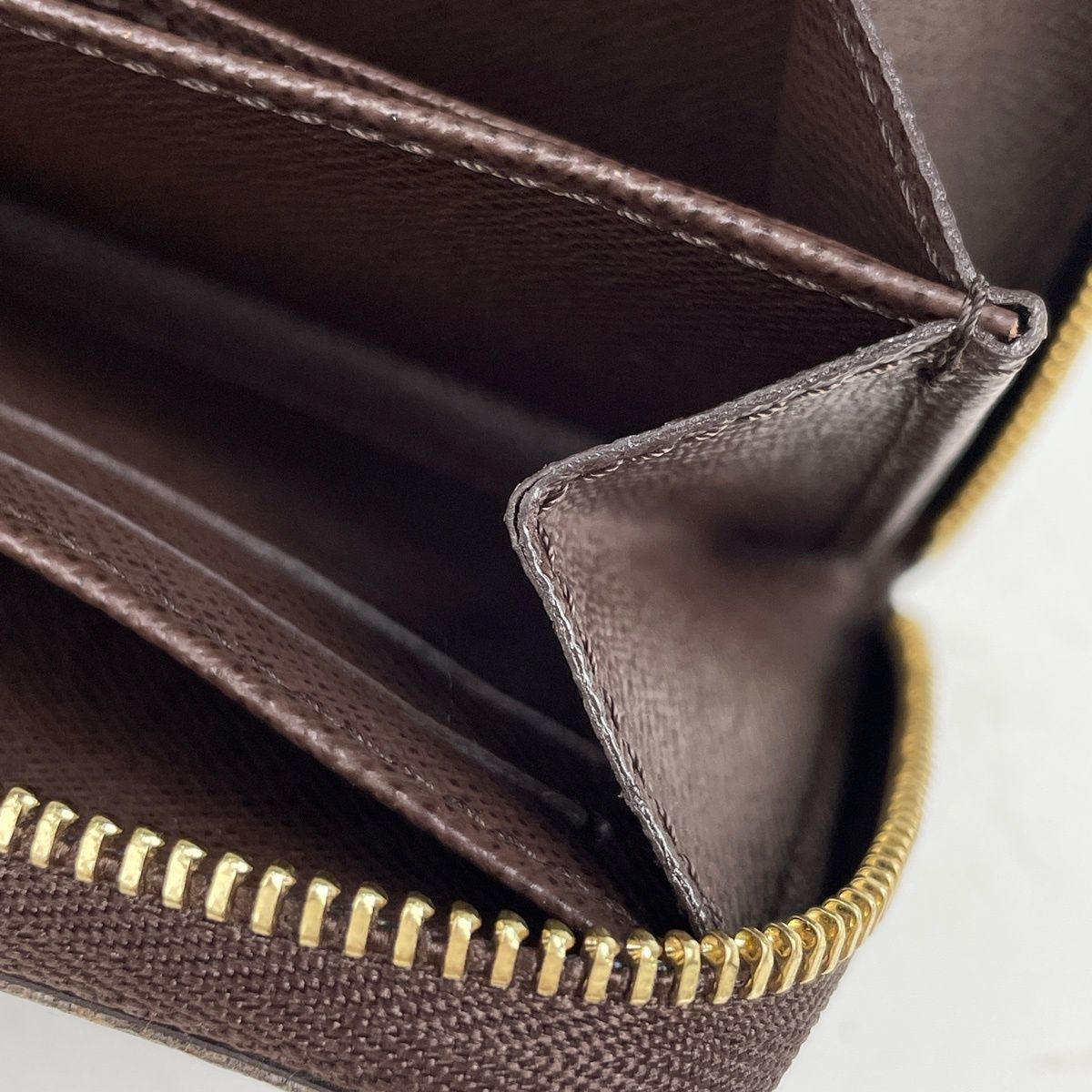 ルイ・ヴィトン Louis Vuitton ジッピー コインパース ラウンドジップ