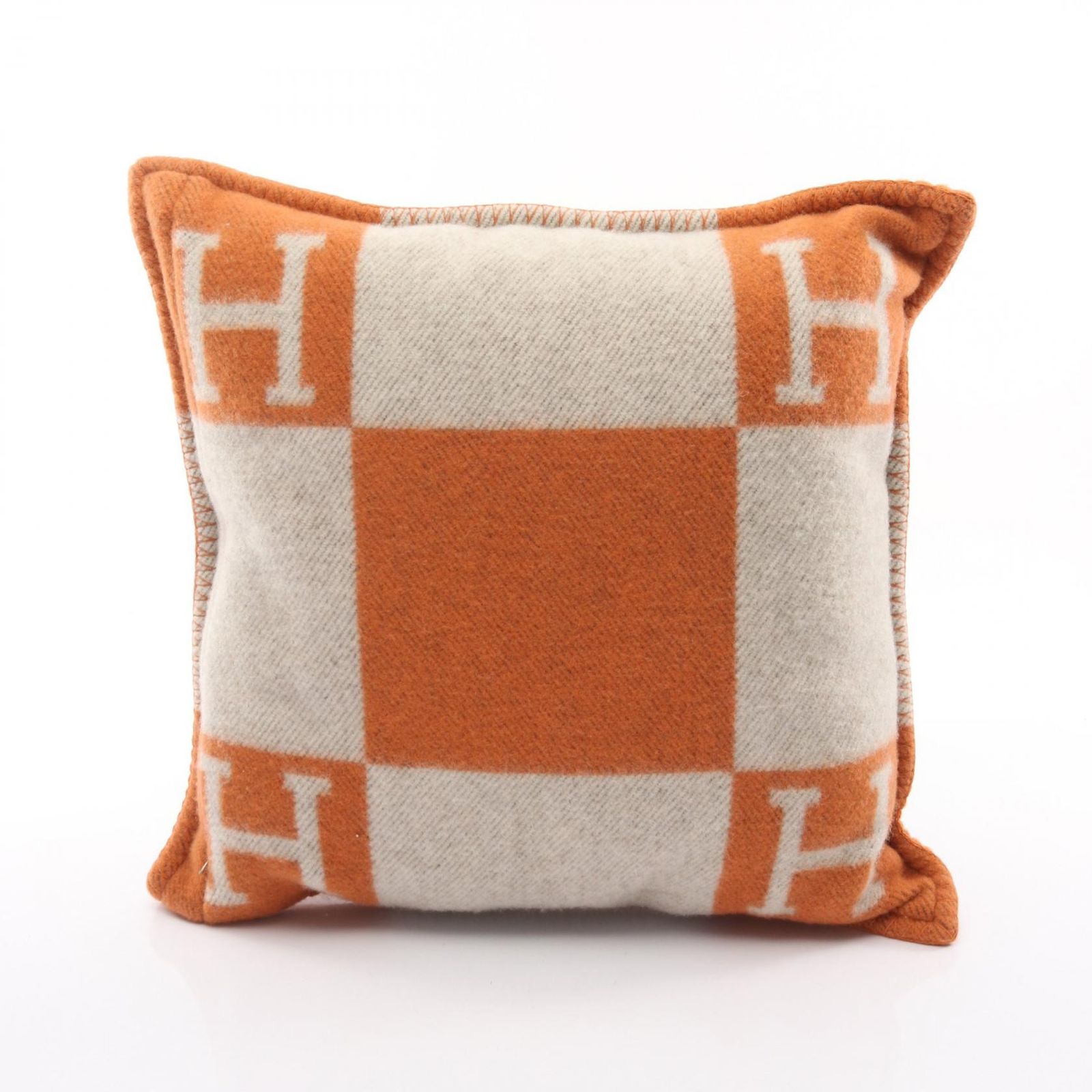 HERMES エルメス アヴァロンPM エクリュ ポティロン クッション その他