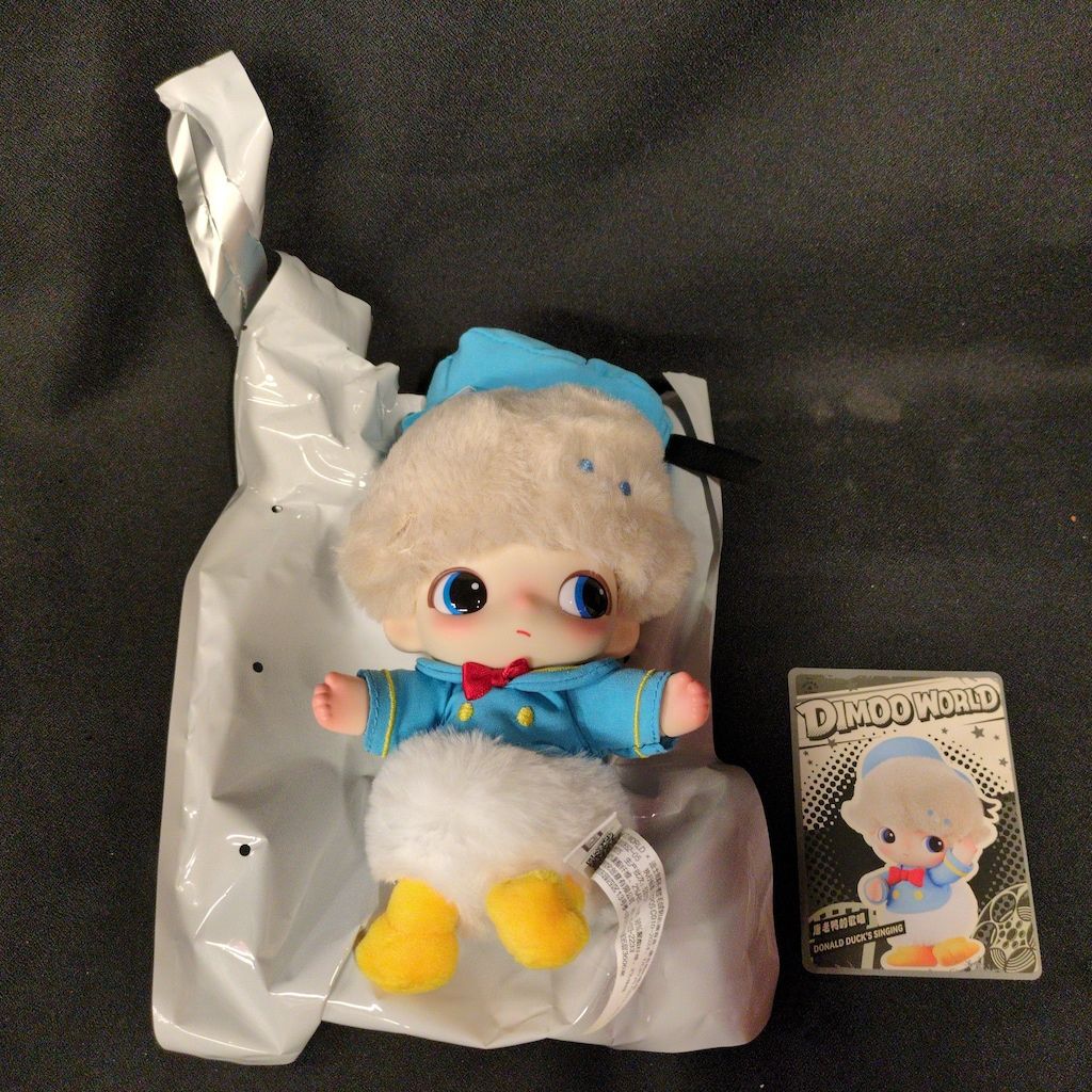 POPMART×DIMOO WORLD VINYL PLUSH KEYCHAIN DONALD DUCKS SINGING
