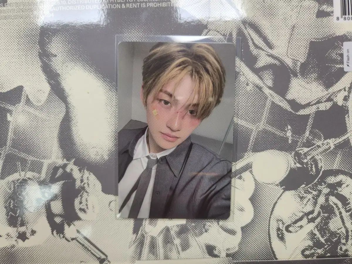 トゥアーズ ジフン(JIHOON) play hard アルバム トレカ ドフン