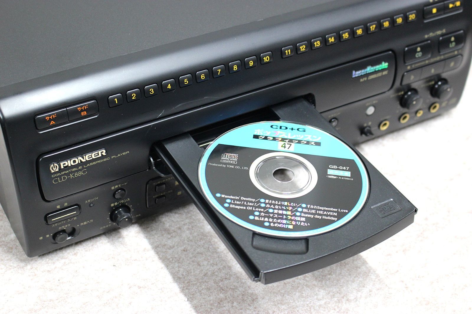 PIONNER カラオケCD/LDコンパチブルレーザーディスクプレーヤーCLD