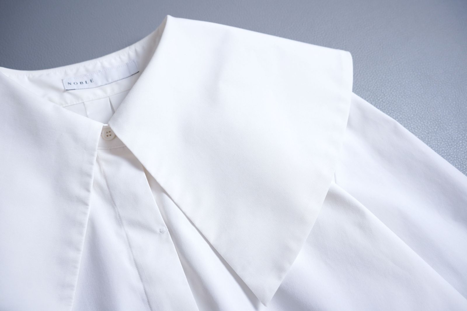 187t*美品 NOBLE ノーブル ビッグカラーシャツブラウス F ホワイト