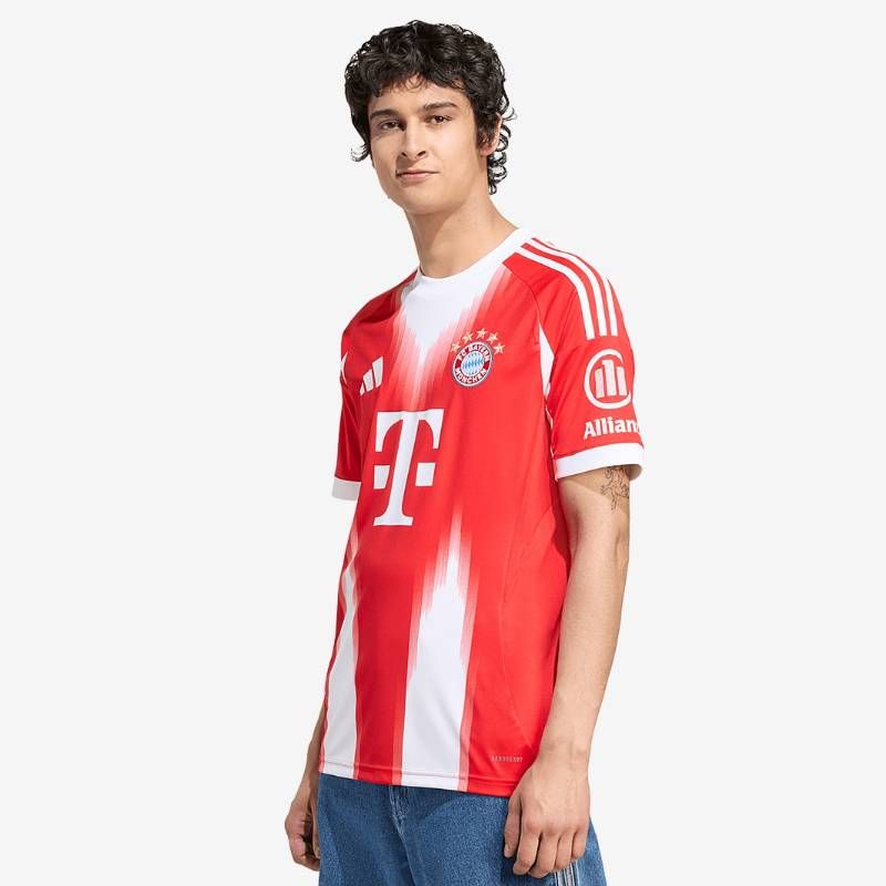 【送料無料・匿名配送】adidas アディダス バイエルンミュンヘン 25/26 ホーム ユニフォーム レプリカシャツ 赤 レッド 白 ホワイト 新品 正規品 並行輸入 日本未発売