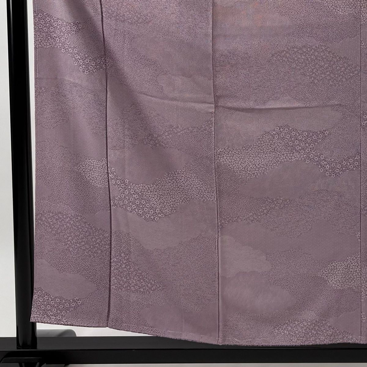 美品】 江戸小紋 身丈157.5cm 裄丈63cm S 袷 雲文 草花 紫 正絹 秀品