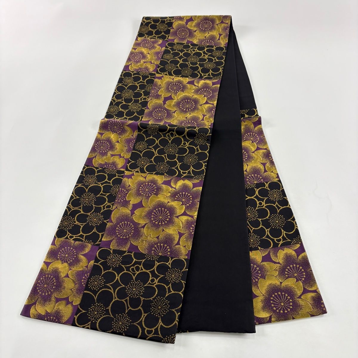 美品】 袋帯 秀品 鈴乃屋 梅 桜 金糸 黒 六通 正絹 【中古】 - メルカリ