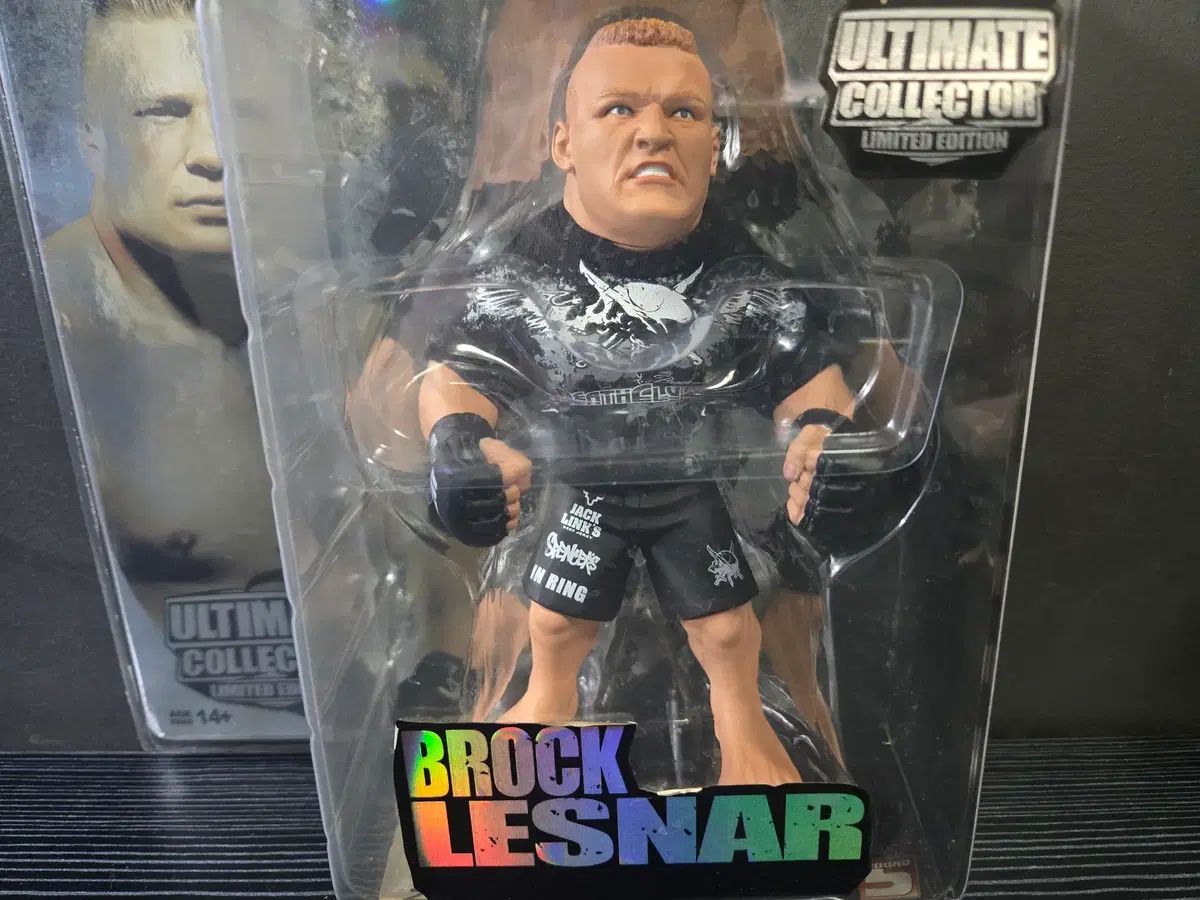 2000個限定モデル ROUND5 UFC ブロック・レスナー フィギュア - メルカリ