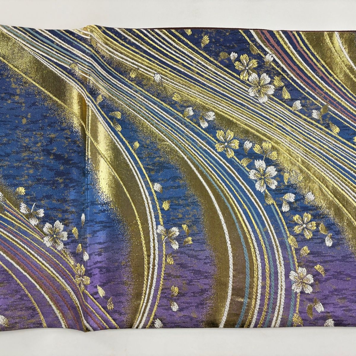 美品】 袋帯 秀品 鈴乃屋 桜 花びら 金糸 箔 青 六通 正絹 【中古