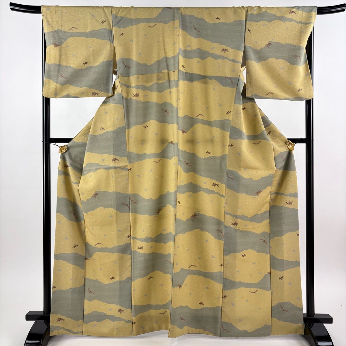 小紋 身丈167cm 裄丈68cm L 袷 幾何学模様 地紋 薄黄土色 正絹 秀品