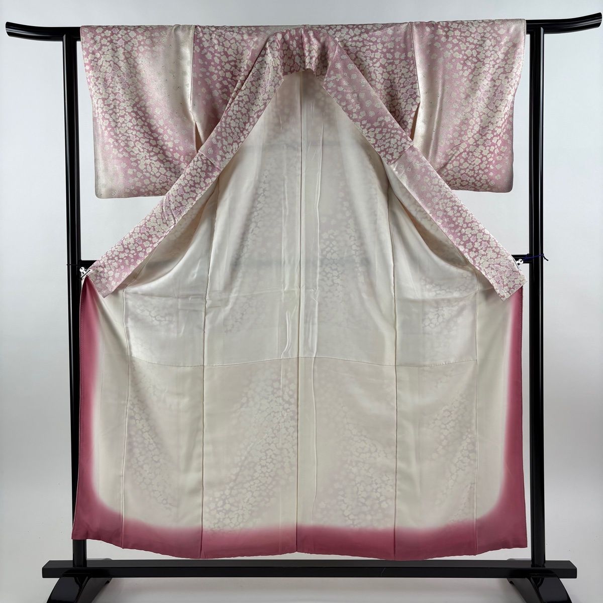 小紋 身丈156.5cm 裄丈62cm S 袷 桜 ぼかし 薄ピンク 正絹 優品 【中古