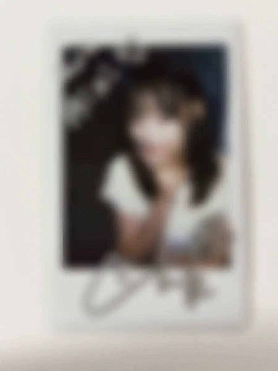 QWER 涙をこらえる ファンダム Seaside シヨン イシヨン チェキ