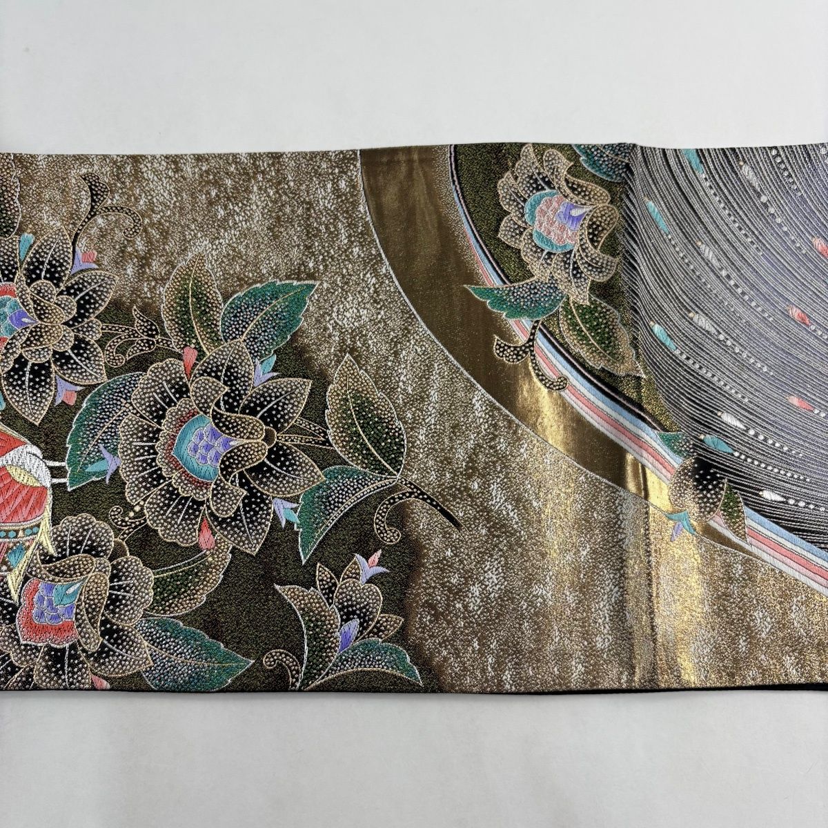 袋帯 秀品 草花 孔雀 金銀糸 箔 金茶 六通 正絹 【中古】 - メルカリ