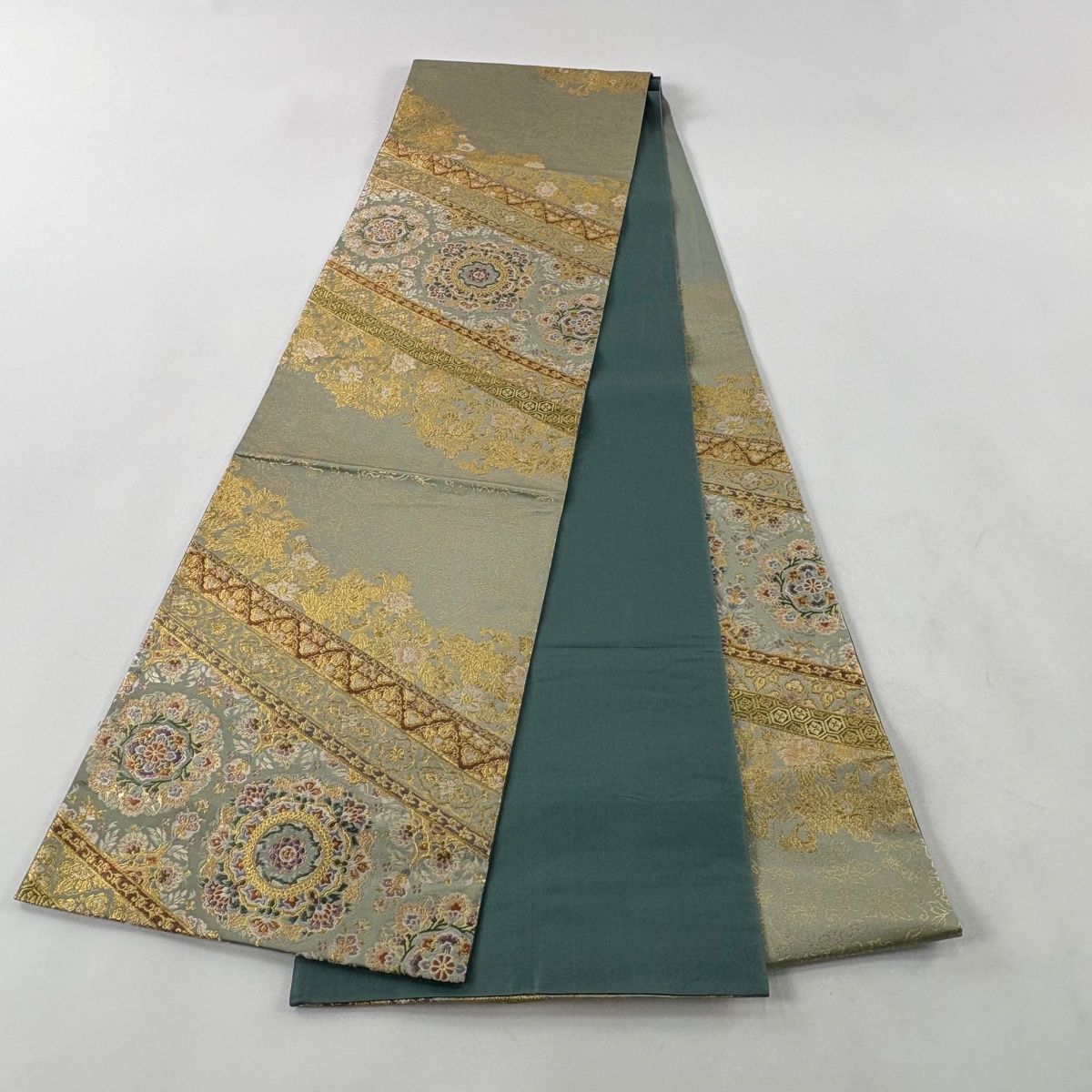 美品】 袋帯 秀品 華文 草花 金糸 箔 灰緑 六通 正絹 【中古】 - メルカリ