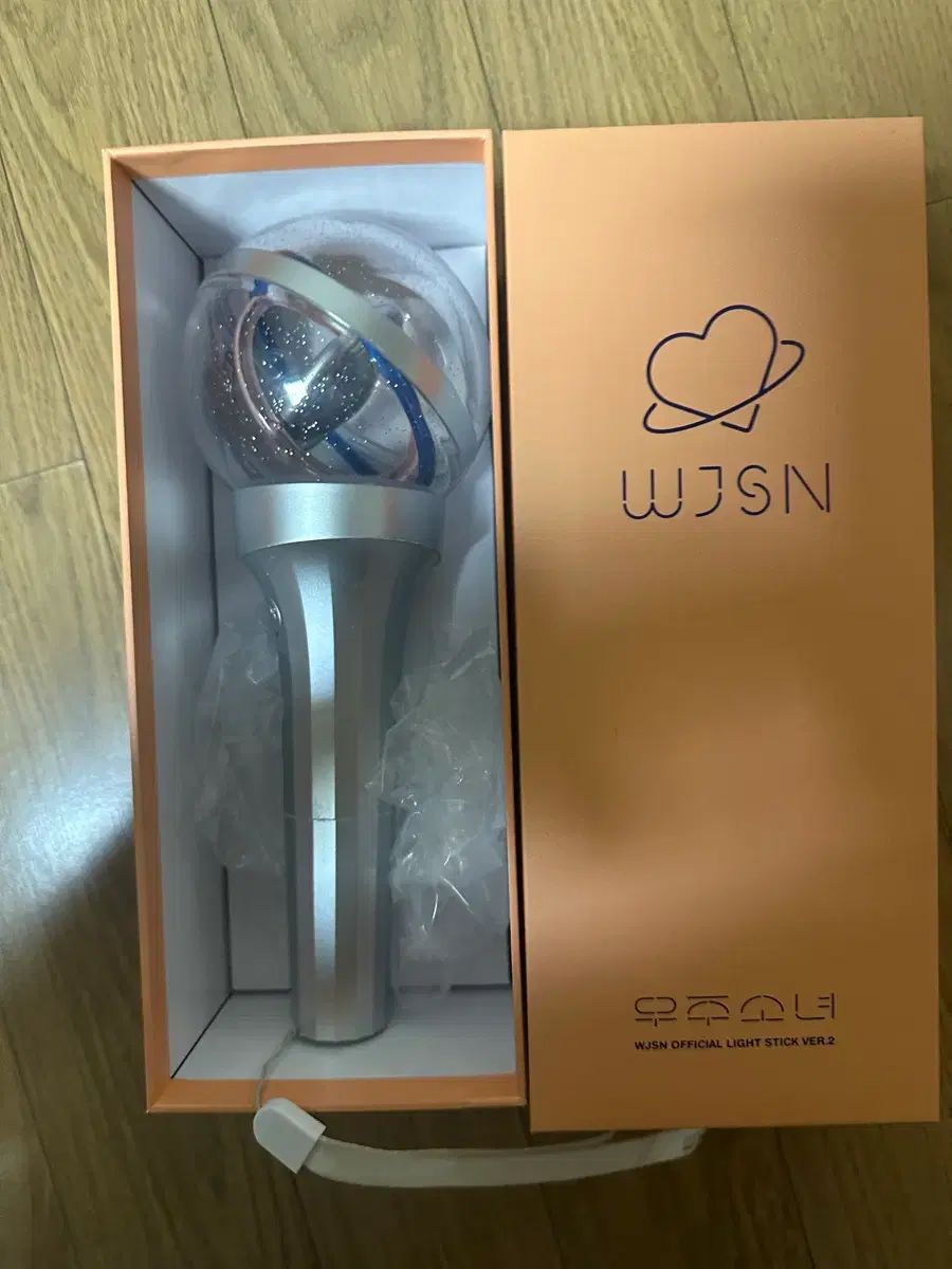 WJSN 宇宙少女 ペンライト 2本セット Amazon.co.jp: WJSN - OFFICIAL