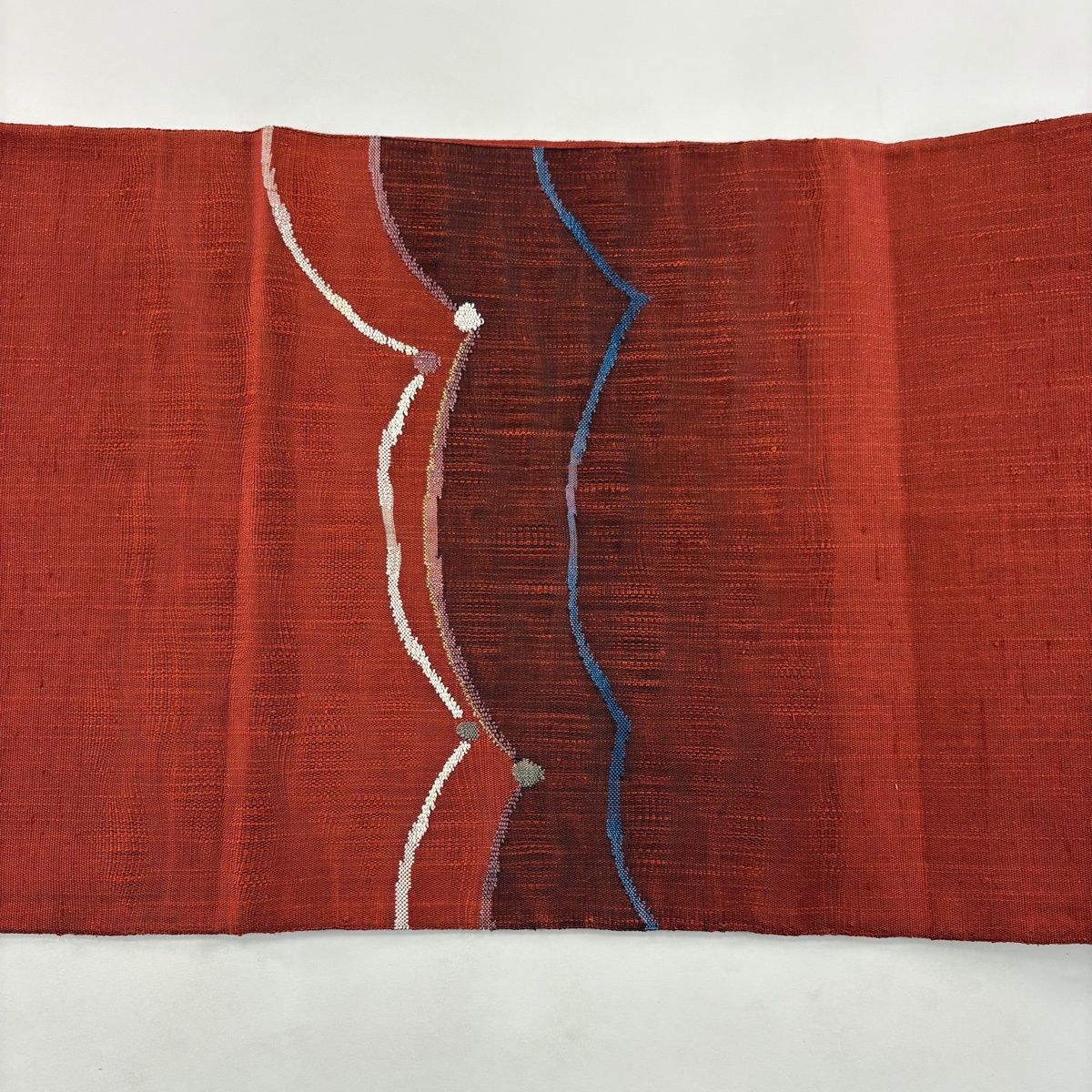 美品】 袋帯 秀品 紬地 幾何学模様 銀糸 箔 茜色 お太鼓柄 正絹 【中古