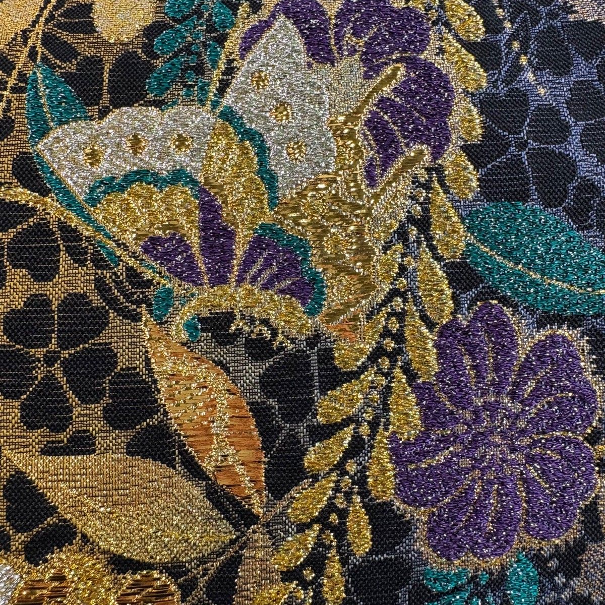 美品】 袋帯 秀品 蝶 草花 金銀糸 箔 黒 六通 正絹 【中古】 - メルカリ