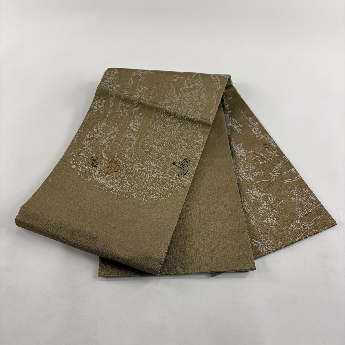 美品】 袋帯 名品 鳥獣戯画 金通し 灰茶 お太鼓柄 正絹 【中古