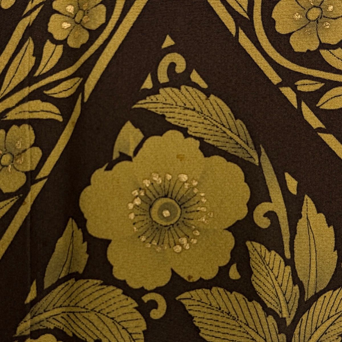 付下げ 身丈159cm 裄丈62cm S 袷 菅有鬼一 落款 花唐草 幾何学模様