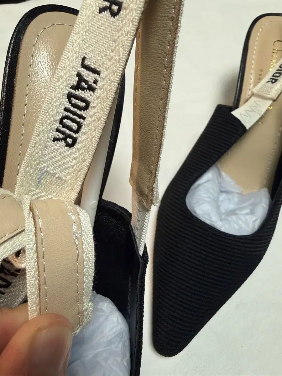 J'ADIOR ブラック パンプス スリングバック シューズ - メルカリ