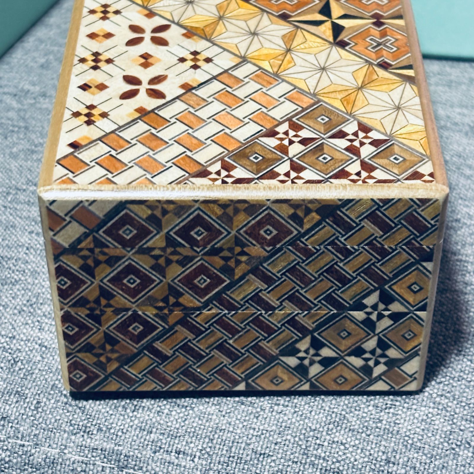 箱根 寄木細工 ひみつ箱 箱付き 伝統工芸品 パズル PuzzleBox HAKONE