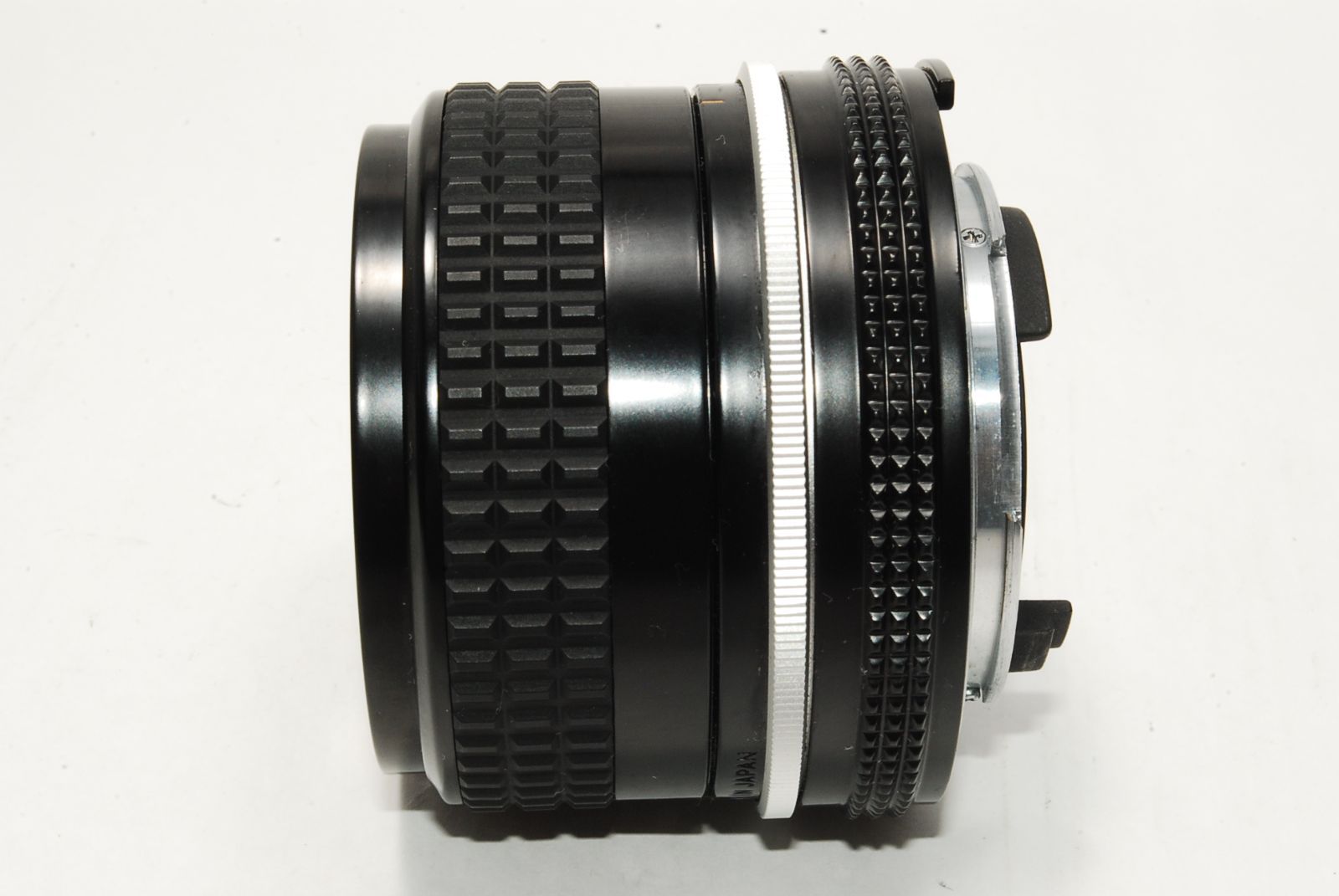 Nikon Ai NIKKOR 24mm F2.8 Ai 単焦点 広角レンズ Fマウント r112