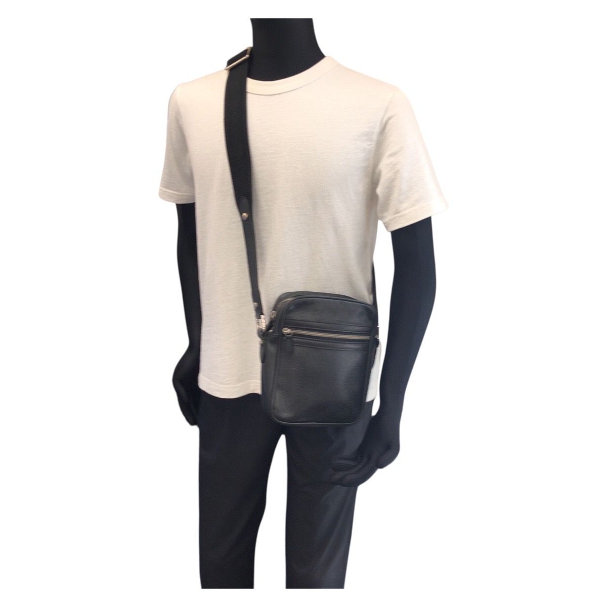 美品 LOUIS VUITTON ルイヴィトン タイガ ディミトリ ブラック 黒