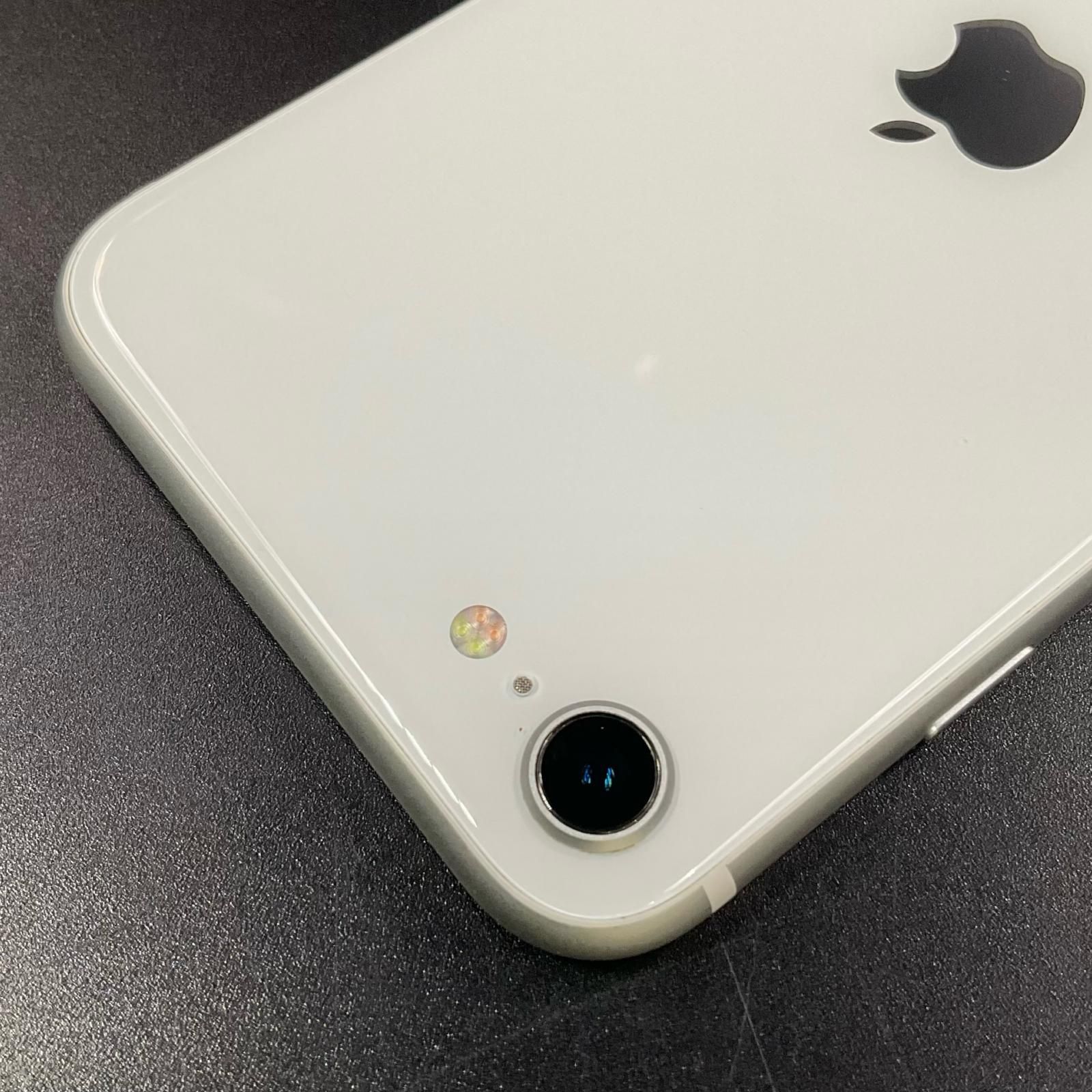 全額返金保証】【最速発送】 iPhone SE（第2世代） 64GB ホワイト