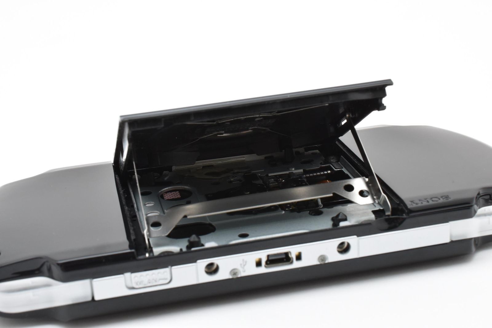 完備品】SONY PSP-3000 ピアノブラック 本体 最終モデル 高画質液晶