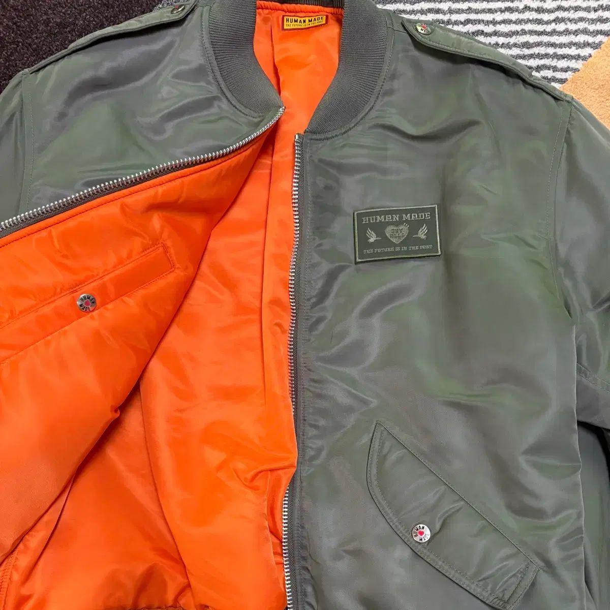 XXL HUMAN MADE フライト ジャケット (MA-1) オリーブ ラブ - メルカリ