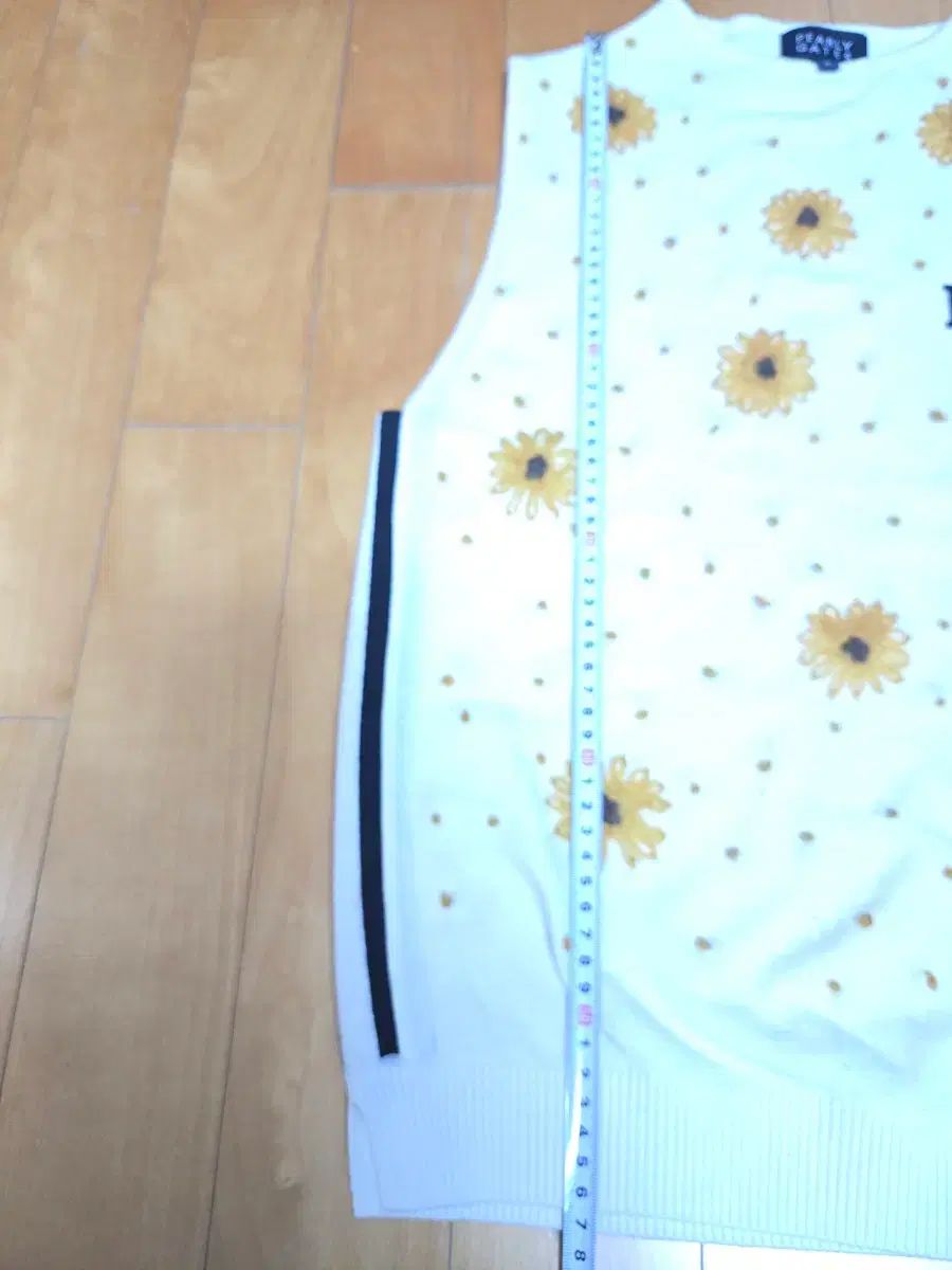 パーリーゲイツ フラワー ニット ベスト - メルカリ