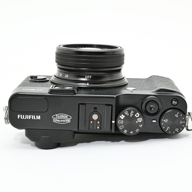 良品＞ FUJIFILM デジタルカメラ X20 ブラック｜液晶保護フィルム装着