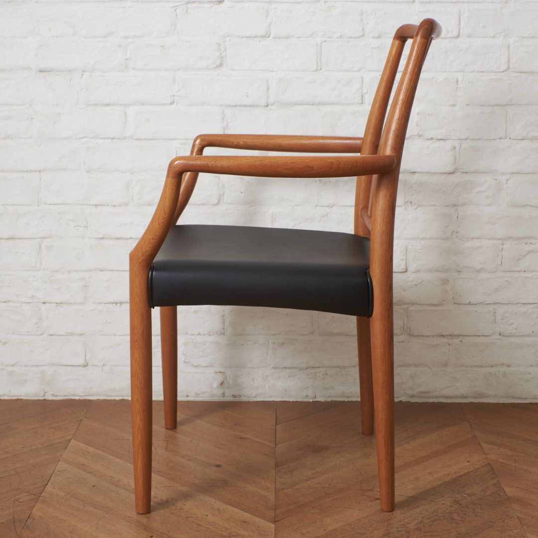 張替済 日進木工 GROW アームチェア Natural Brown ダイニングチェア