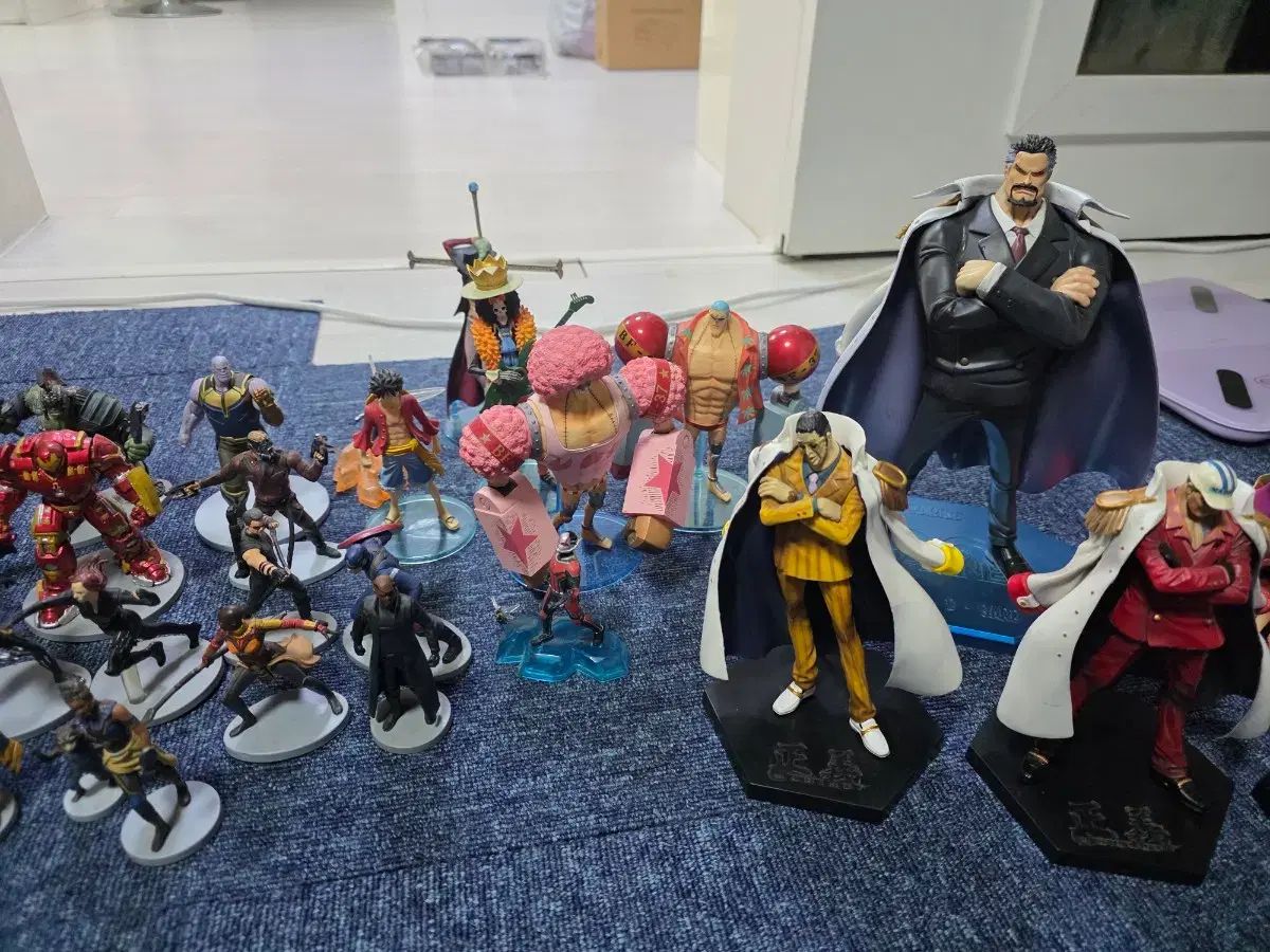 ONE PIECE MARVEL フィギュア まとめ 出品(断捨離 出品) - メルカリ