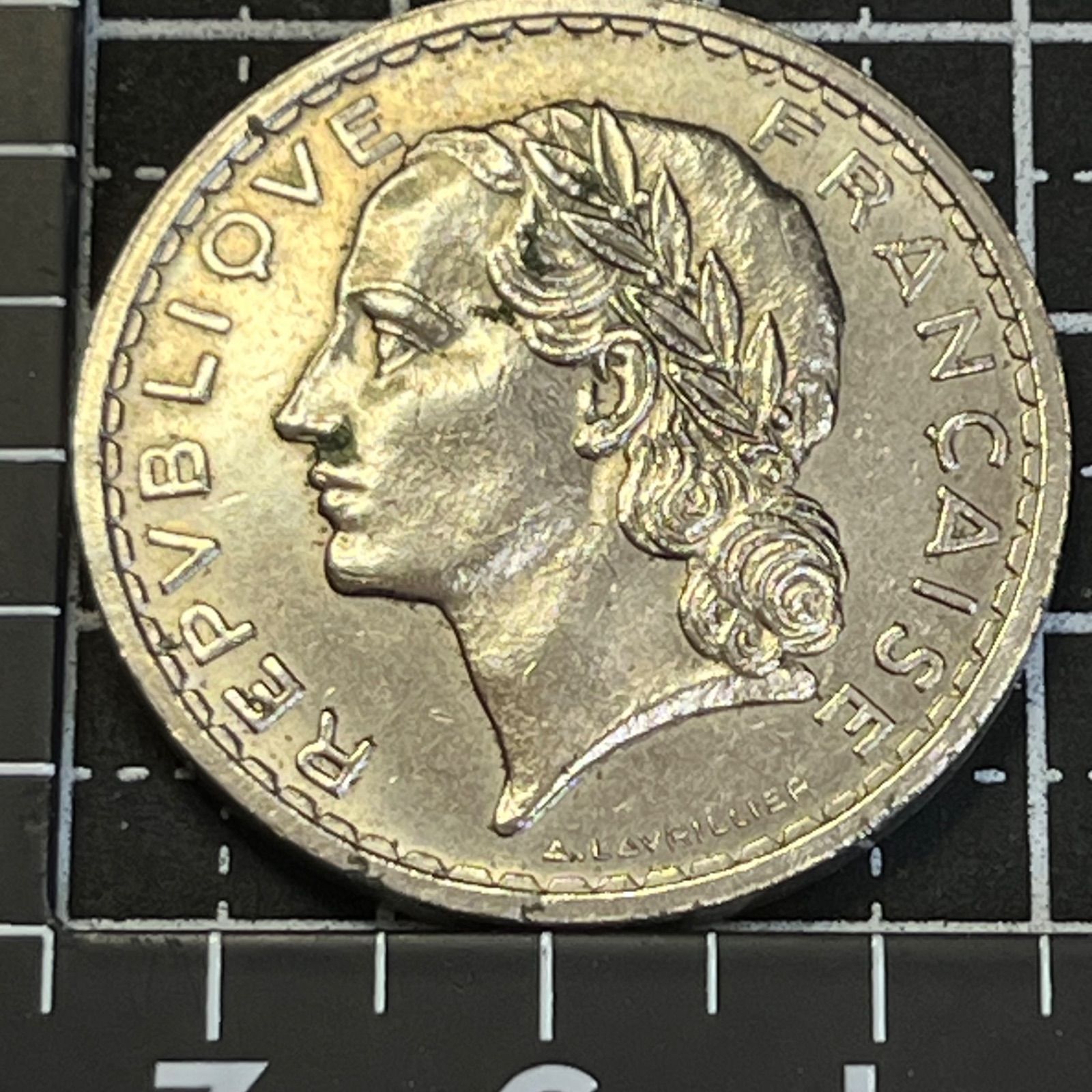 ラヴリエール型】1935年 フランス 5フラン／マリアンヌ 月桂冠