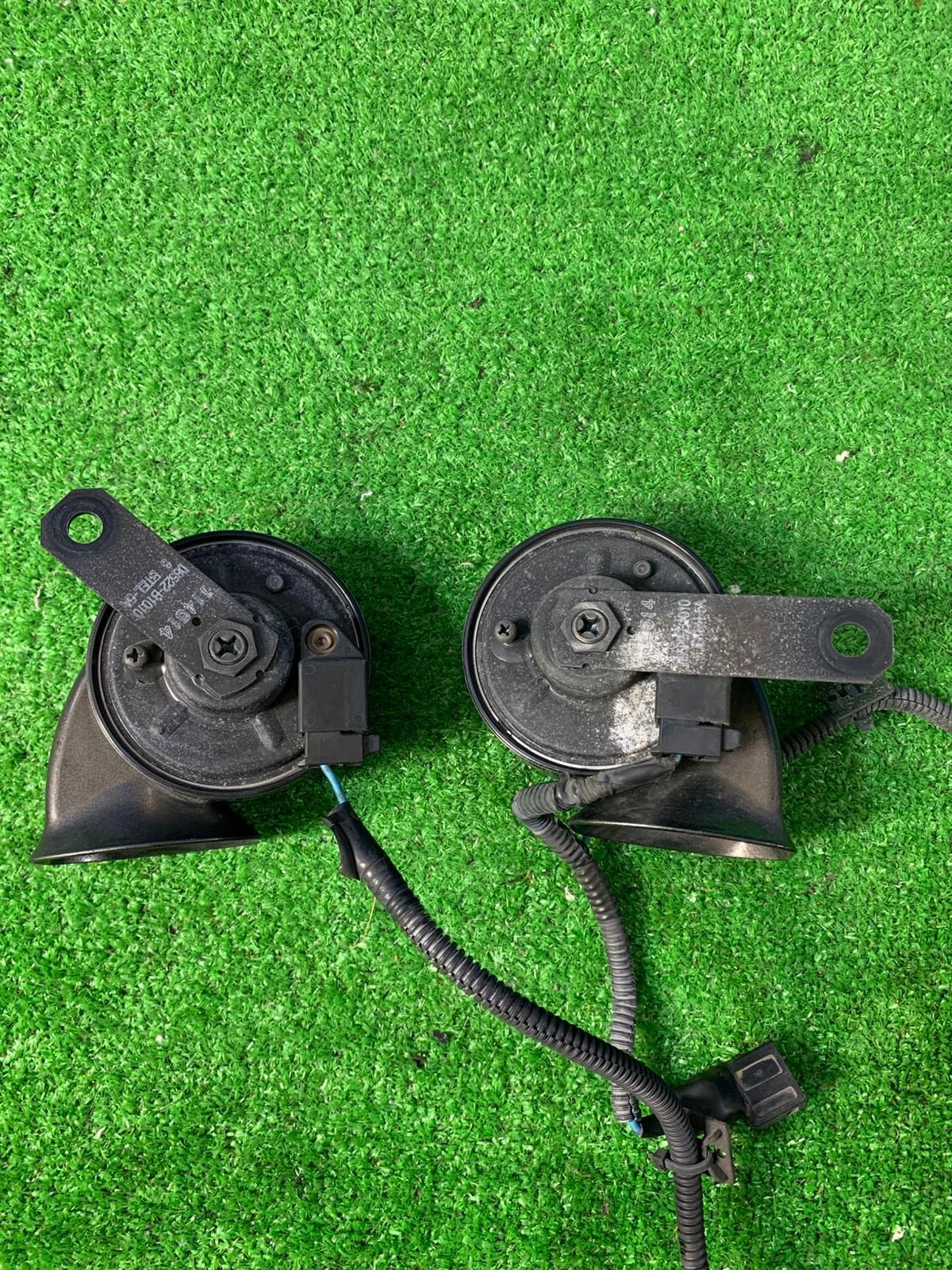 ZT-7697] TOYOTA PREMIUM HORN トヨタ プレミアムホーンセット 500Hz