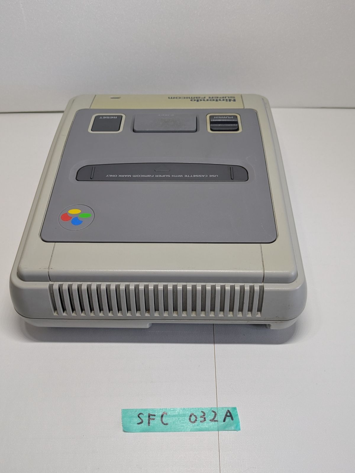 動作確認済み】スーパーファミコン 本体のみ 日焼け少なめ 任天堂 032A