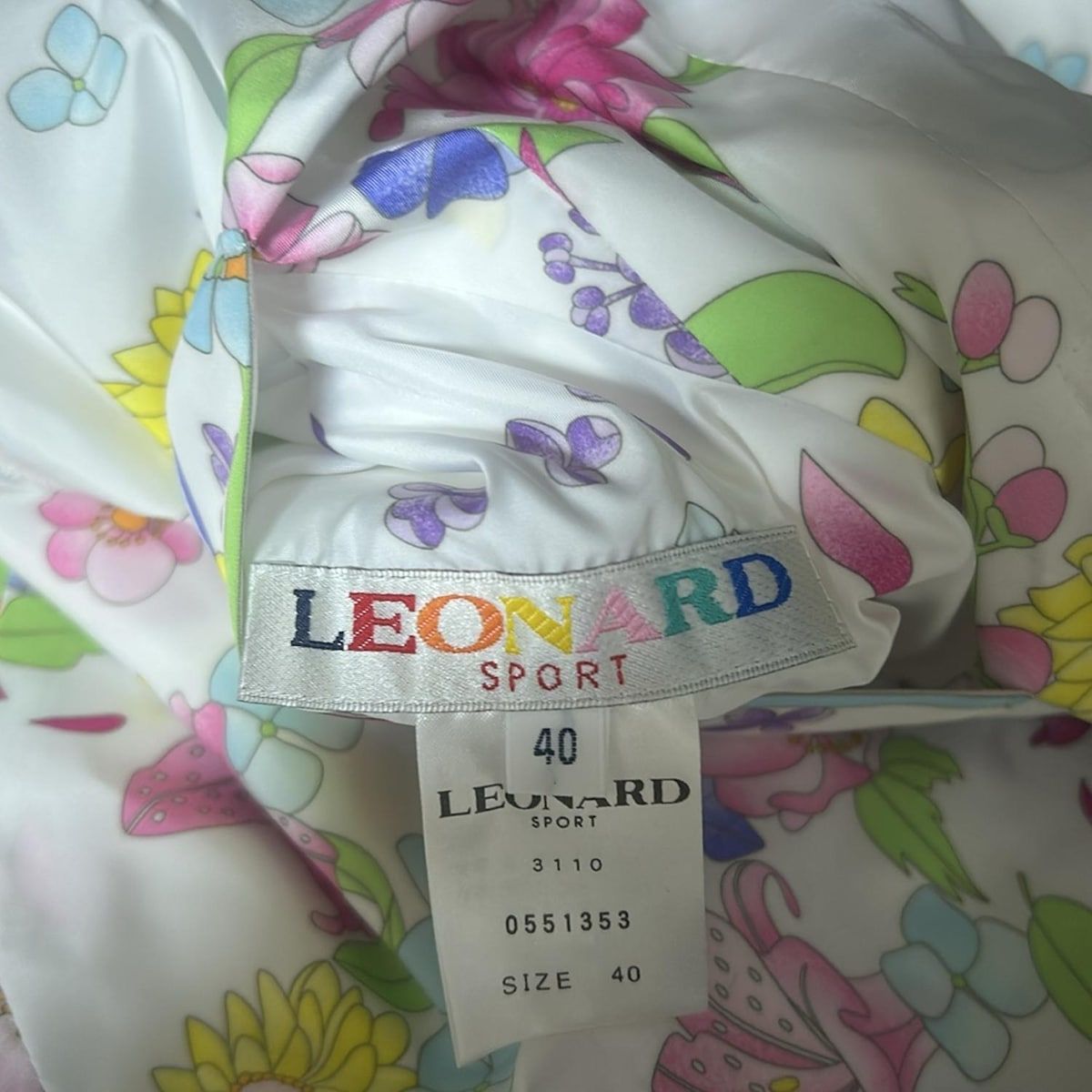 LEONARD SPORT(レオナールスポーツ) ベスト サイズ40 M レディース