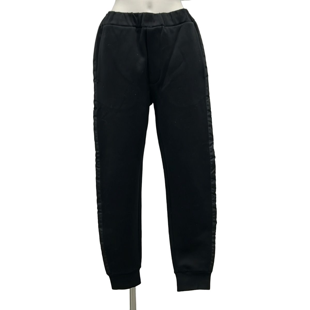 PRADA(プラダ) パンツ サイズS レディース美品 UJP180 S212 11JE 黒 Re