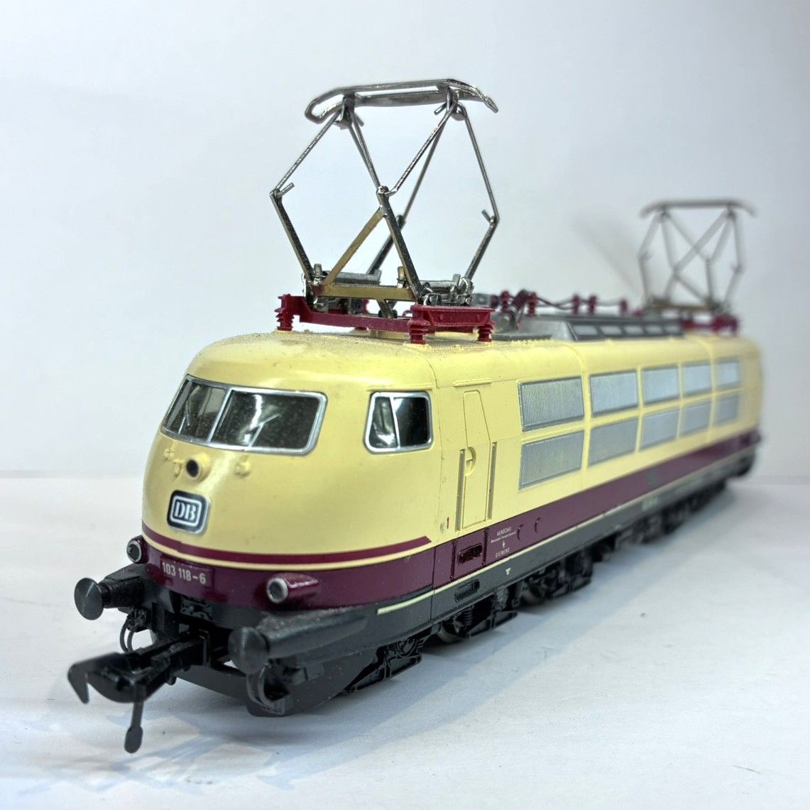 フライシュマン City-Bahn3両セット FLEISCHMANN フライシュマン 4375 DB BR103形電気機関車 103 118-6 HO