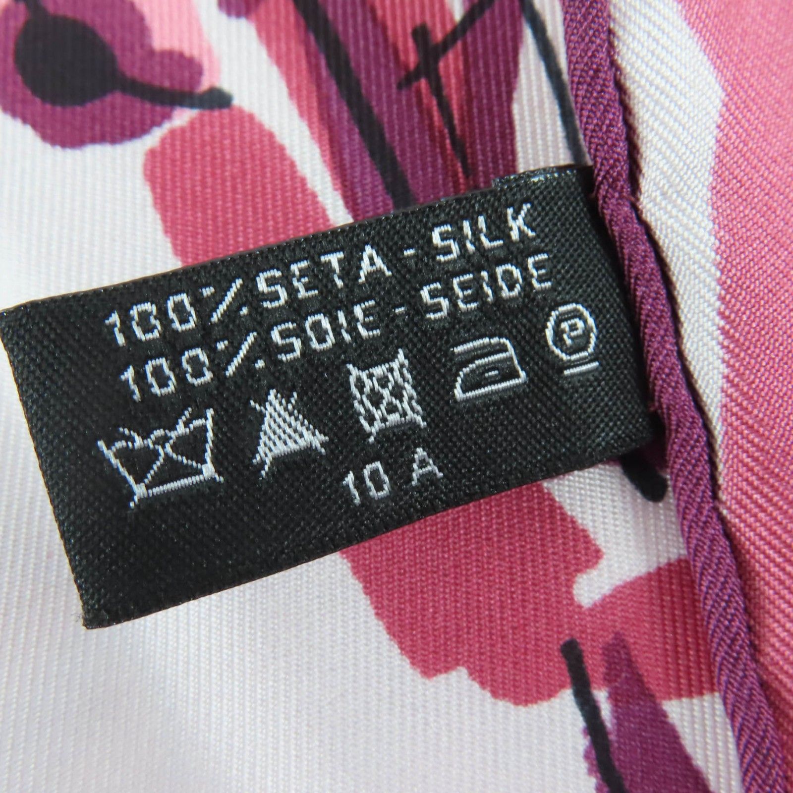 極美品☆CHANEL シャネル 10A シルク100％ カメリア・ココマーク 大判