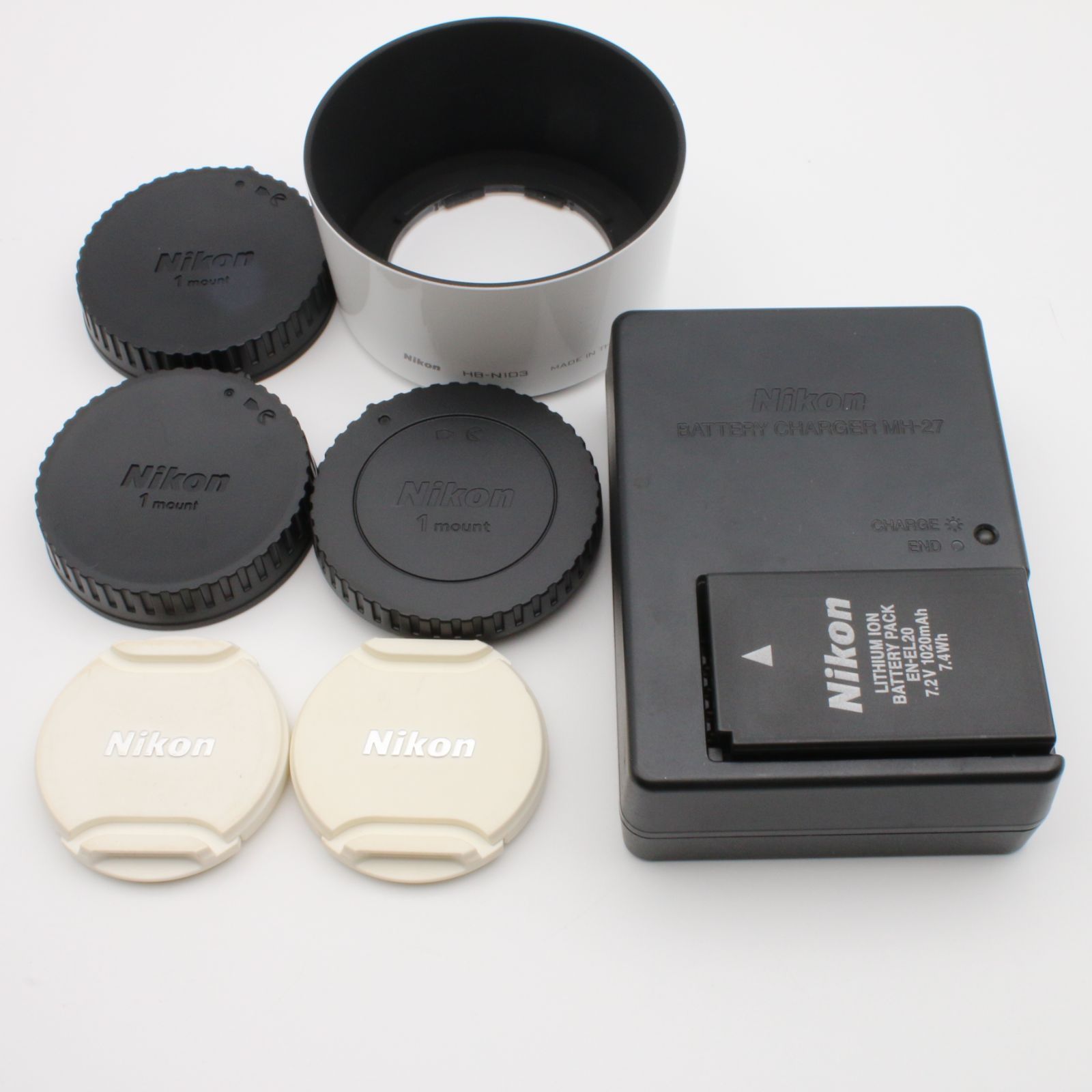 極上品】 Nikon 1 J1 ダブルズームキット ホワイト 10-30mm + 30-110mm