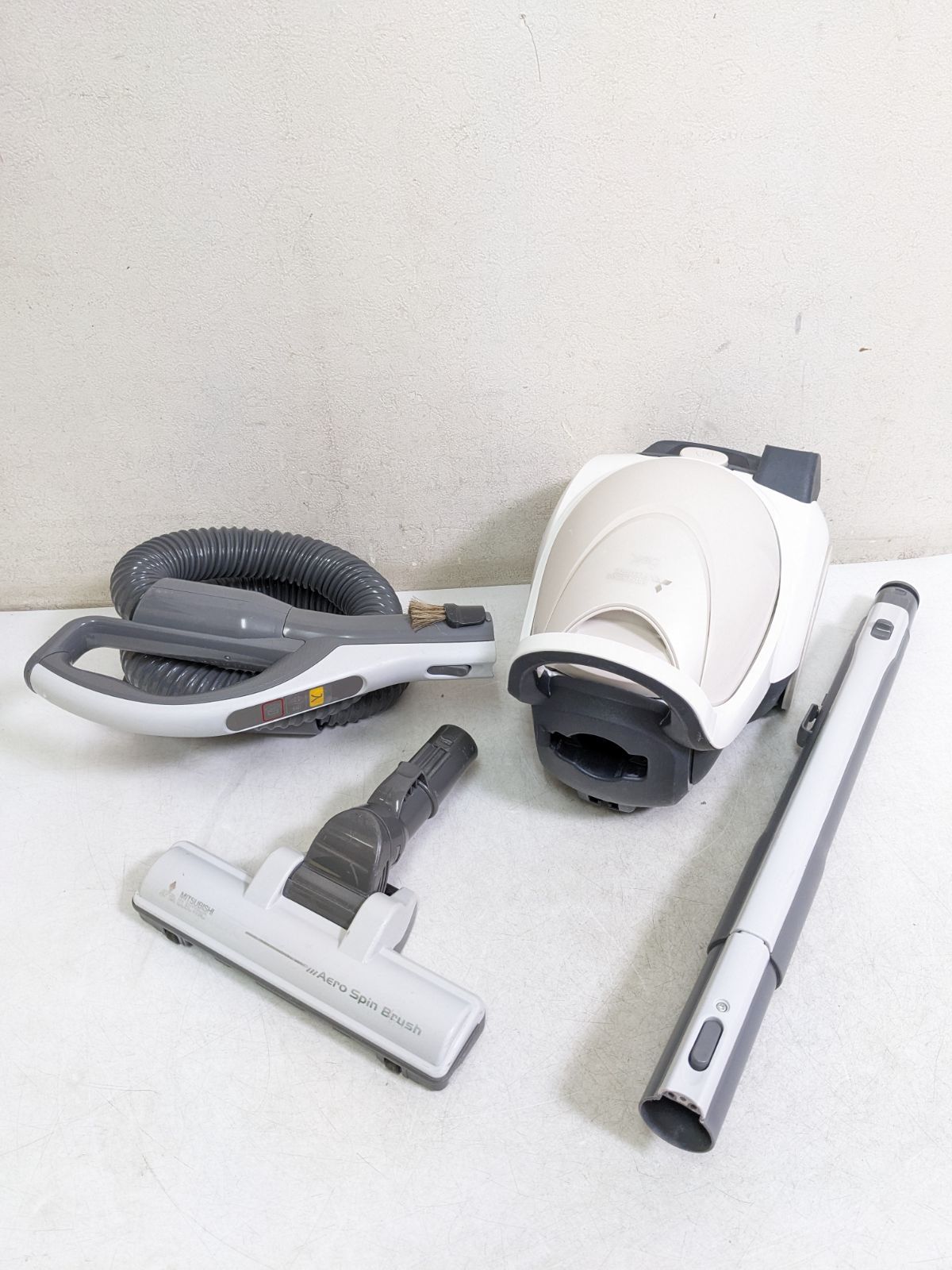 MITSUBISHI TC-FJ2X-C 2020年製 紙パック式掃除機 - メルカリ