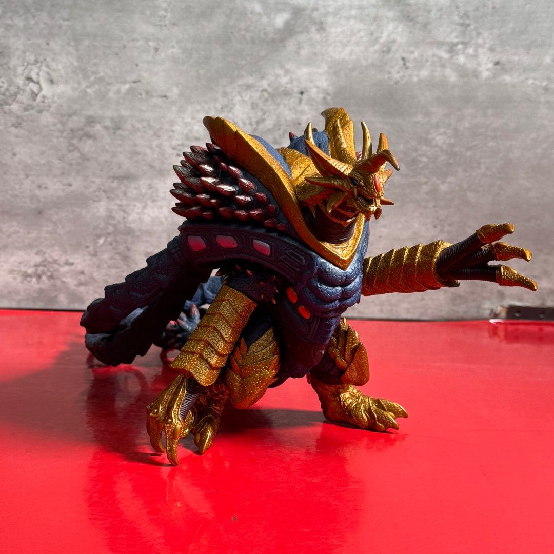 ウルトラマン 怪獣フィギュア ユーキラーザウルス Uキラーザウルス □究極超獣 Uキラーザウルス スペシャルカラーバージョン トイズ