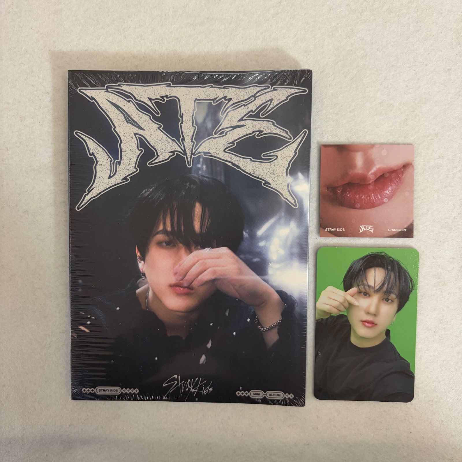 StrayKids スキズ ATE アルバム 開封済 CD 未再生 トレカ 2枚