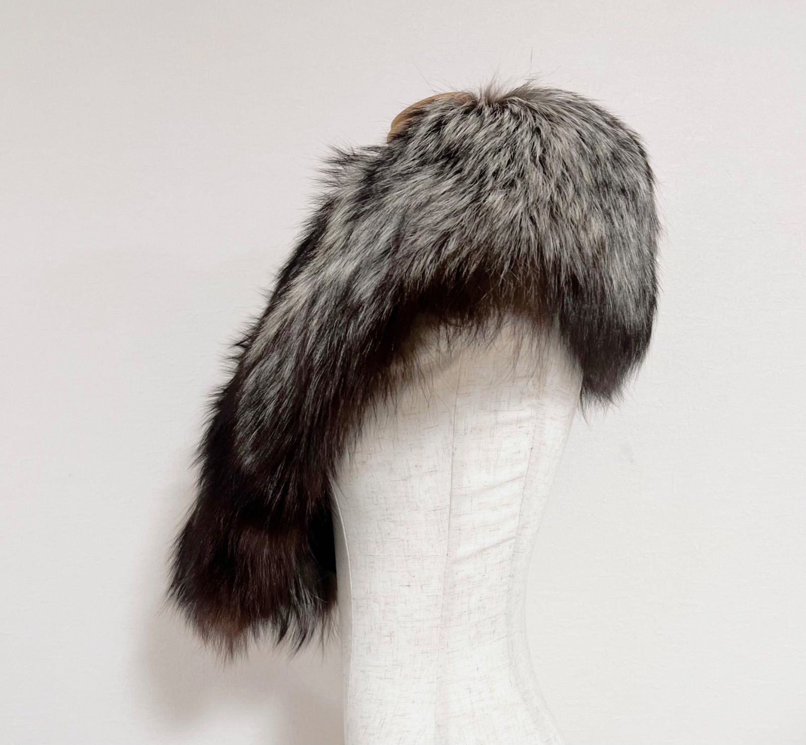 SAGA FOX サガフォックス ショール 銀狐 シルバーフォックス - メルカリ