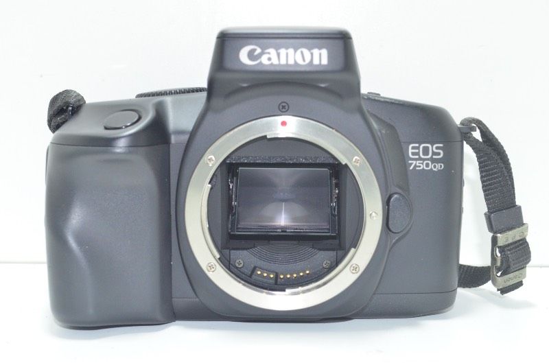 送料無料】 キヤノン Canon EOS 750QD ボディ フィルム一眼レフ - メルカリ